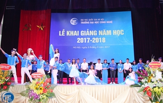 Trường Đại học Công nghệ khai giảng năm học 2017-2018